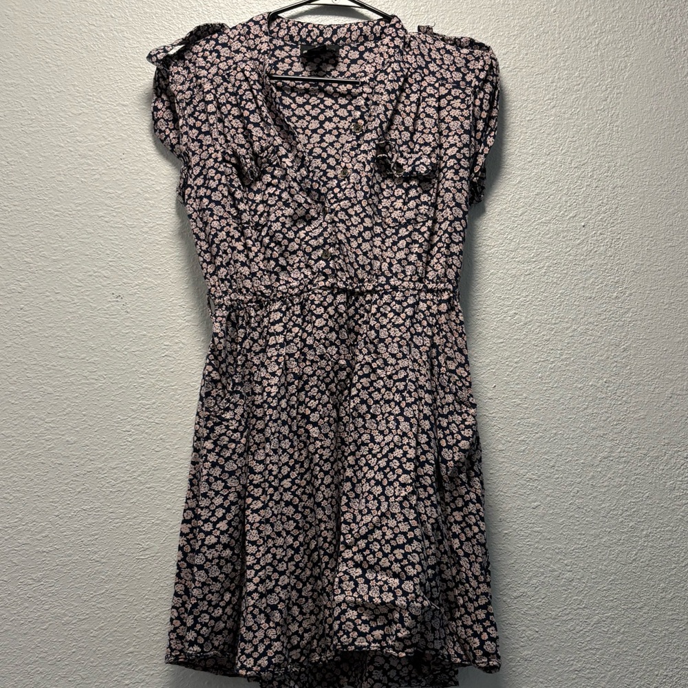Angie Dress - Picture 2 of 8